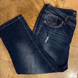 RUE 21 Denim Capri’s